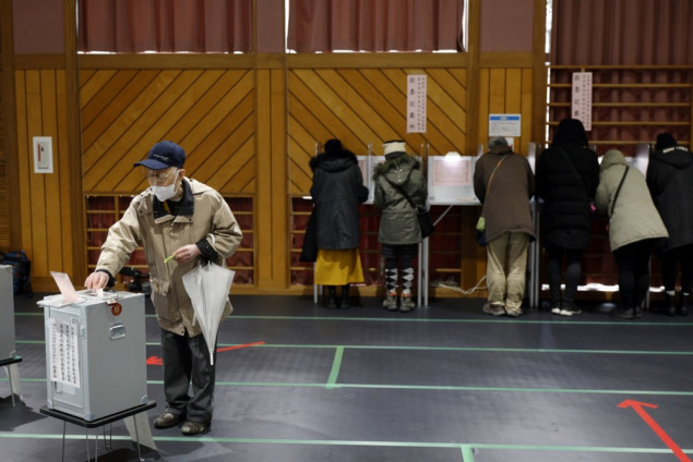 Otvorena birališta u Japanu: Premijerka Sanae Takaichi traži snažan mandat