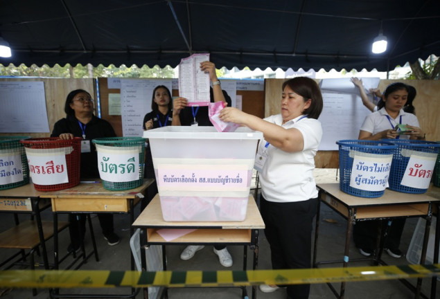 Stranka tajlandskog premijera s uvjerljivom razlikom vodi u izbornoj utrci