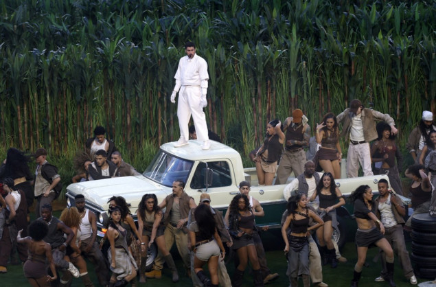 Apsolutno užasno – Trump o nastupu Bad Bunnyja na Super Bowlu