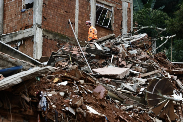 Poplave i klizišta u Brazilu odnijeli najmanje 30 života nakon rekordnih padavina