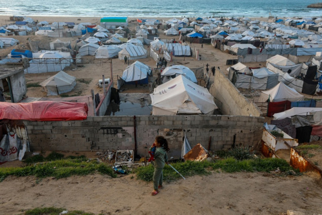 Izraelski vazdušni napad na policijsko vozilo u Gazi: Tri osobe poginule, deset ranjenih