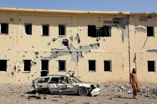 Pakistan nastavlja napade u pograničnim područjima Afganistana - Više od 300 vojnika poginulo