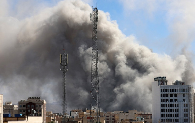 Oštećena Ambasada Srbije u Teheranu tokom zračnih napada