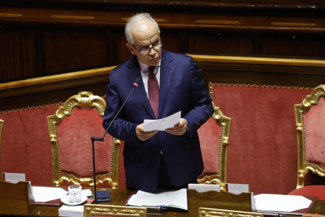 Italijanska novinarka otkriva da je u vezi s ministrom unutrašnjih poslova Piantedosijem