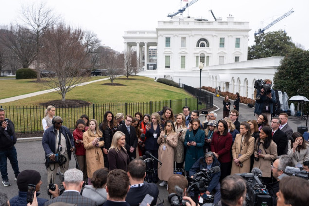 Bijela kuća: Trump ne isključuje slanje kopnenih trupa u sukobu s Iranom