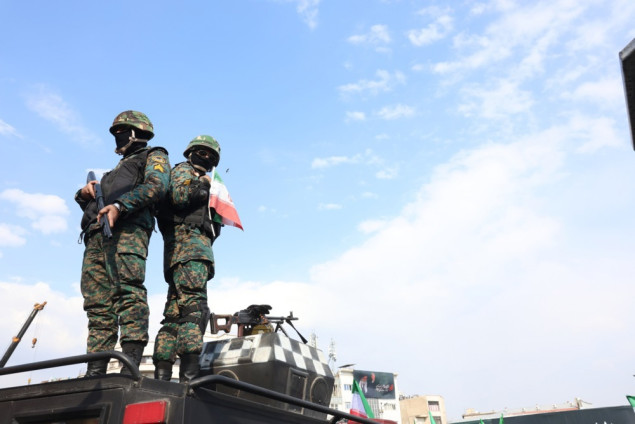 Iran najavljuje nastavak napada, sirene u Zaljevu i oboreni dronovi iznad Saudijske Arabije i Kuvajta