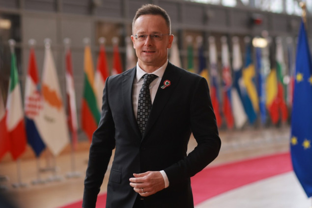 Sijarto priznao da je zvao Lavrova tokom samita Evropske unije