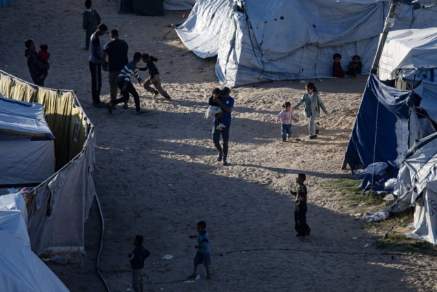 Izrael nastavlja napade na Gazu usprkos prekidu vatre - Humanitarna kriza raste