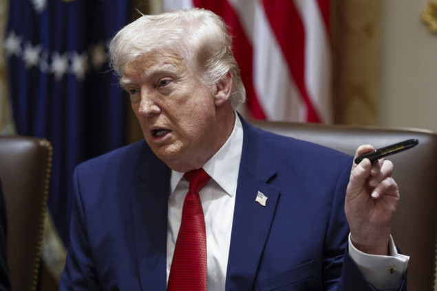 Trump čestitao MOK-u na novim pravilima za transrodne žene