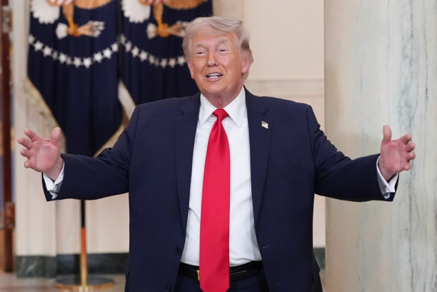 Trump: Uz malo više vremena možemo otvoriti Hormuški moreuz, uzeti naftu i zaraditi bogatstvo