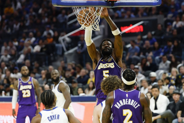Lakersi poslali Aytona u Washington u zamjenu za Hardya