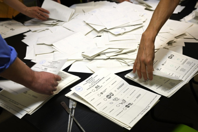 Zatvorena birališta u Mađarskoj, rekordna izlaznost od 77,8 posto