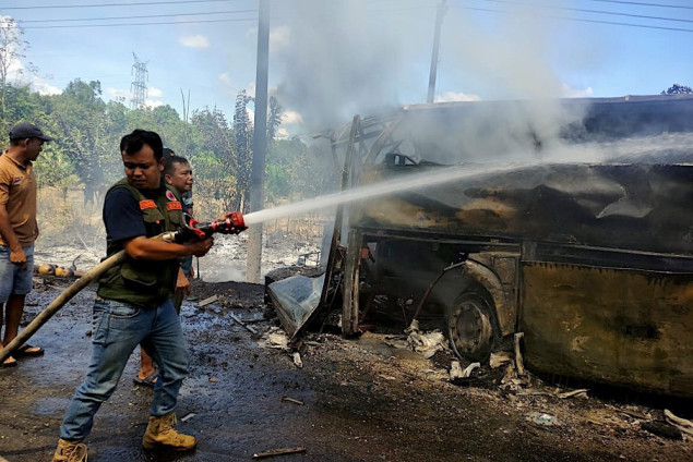 Autobus i cisterna se sudarili u Indoneziji: Poginulo najmanje 16 osoba