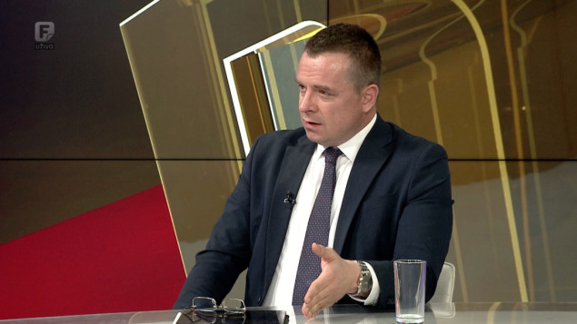 Stojković najavljuje insistiranje na istrazi protiv Dodika: Nije riječ samo o vili Stojković najavljuje insistiranje na istrazi protiv Dodika: Nije riječ samo o vili