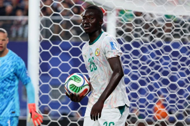 Senegalski fudbaler Pape Gueye neće igrati za reprezentaciju dok stručni štab ne napusti ekipu