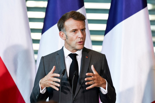 Macron: Francuska kod obale Sicilije zadržala tanker povezan s Rusijom