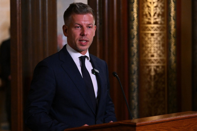Prvi veliki politički udar za Pétera Magyara: Podrška vladi Tisze opada nakon neuspjele predsjedničke nominacije