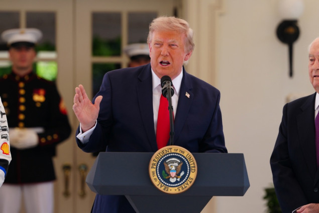 Trump: Ponovo se uvodi blokada Irana u Hormuškom moreuzu uz naplatu za prolaz