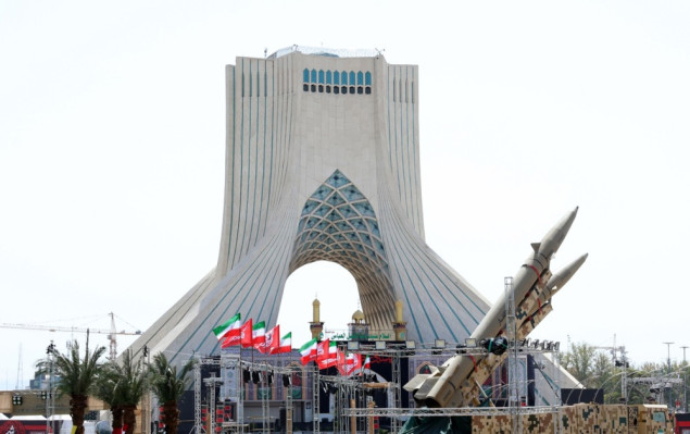 SAD presreo iranski raketni napad i uz Saudijsku Arabiju pokrenuo udare na Irak