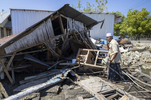 Naknadni zemljotresi u Indoneziji raselili 40.000 stanovnika: Broj poginulih osoba porastao na 70