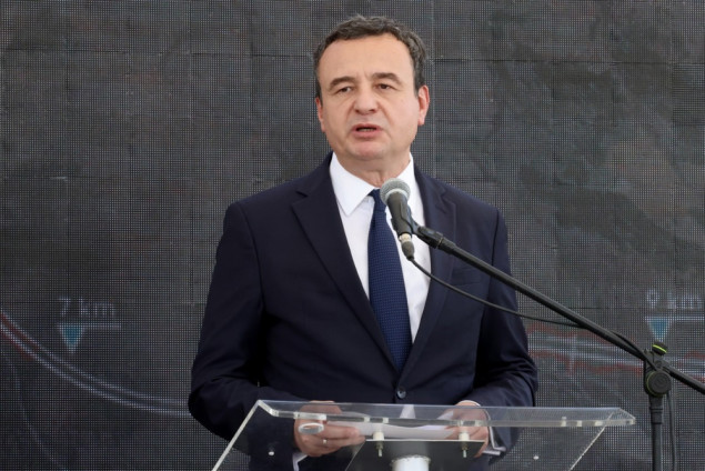 Kurti najavio osnivanje radne skupine za pravnu pomoć vođama OVK-a