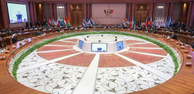 Pezeshkian pozvao članice BRICS-a da se suprotstave jednostranim sankcijama
