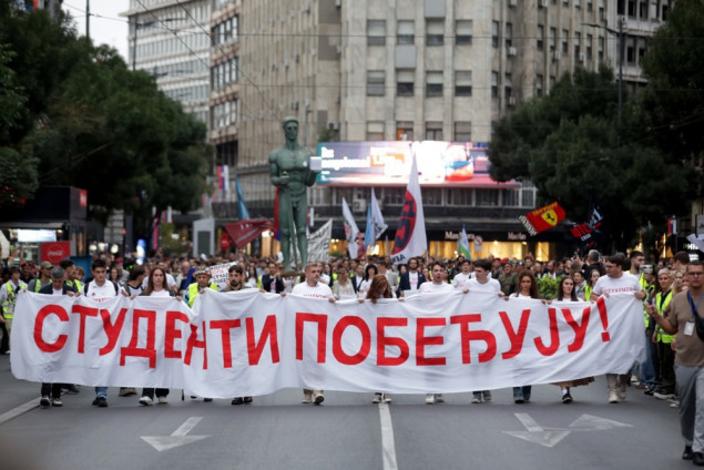 Objavljena anketa pred izbore u Srbiji, vodi Studentska lista Objavljena anketa pred izbore u Srbiji, vodi Studentska lista