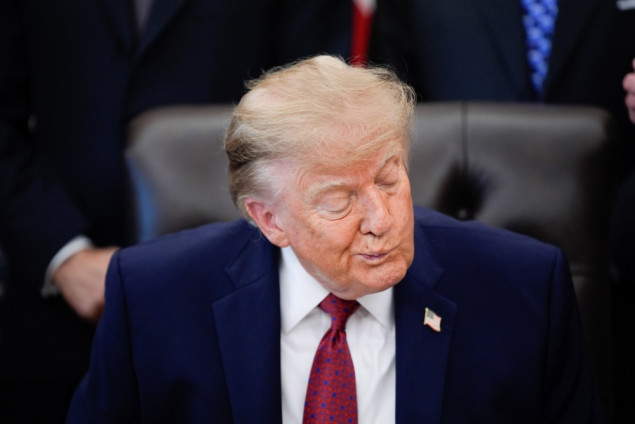 Nova Trumpova oznaka za umjetnu inteligenciju izazvala navalu na slovenske .si domene