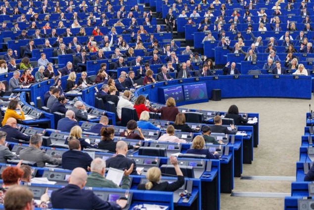 Europarlamentarci traže od EU da zaštiti Međunarodni krivični sud od američkih sankcija