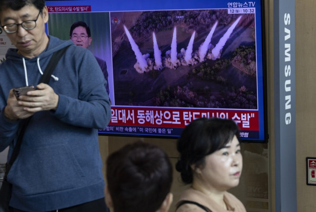 Sjeverna Koreja ispalila više balističkih raketa nastavljajući testiranje oružja Sjeverna Koreja ispalila više balističkih raketa nastavljajući testiranje oružja