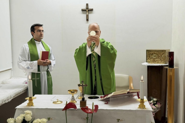 Papa Lav XIV služio misu u bolnici nakon operacije raka pluća