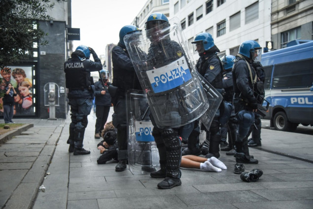 U Milanu privedeno 270 osoba tokom protesta i nereda