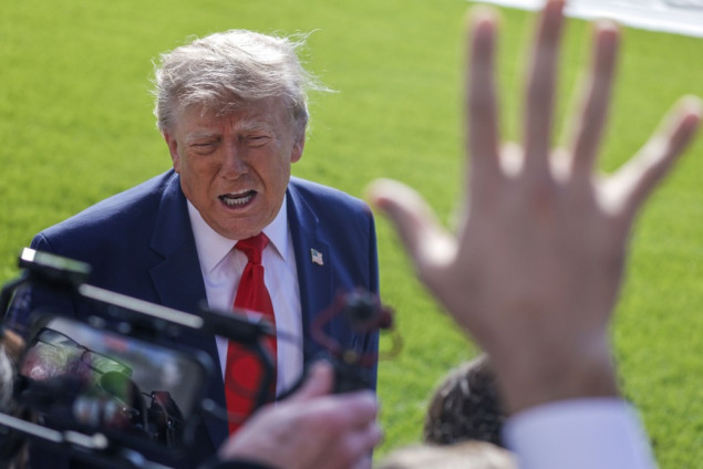 Trump kaže da će se SAD pozabaviti Kubom na povratku iz Irana Trump kaže da će se SAD pozabaviti Kubom na povratku iz Irana