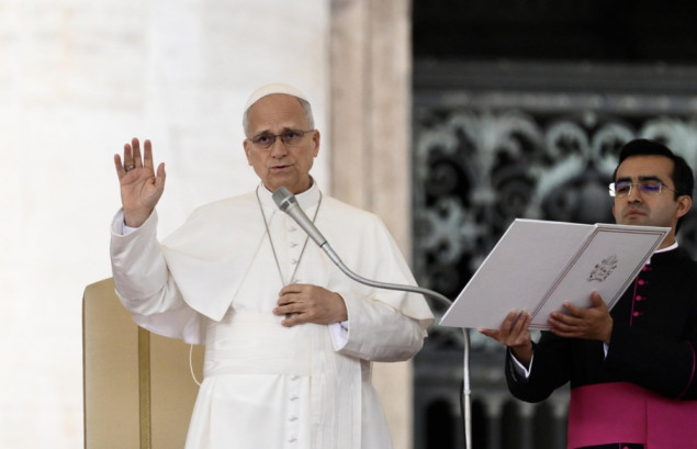 Papa Lav XIV: Nikada ne prepuštajte odluke o oružju i granicama vještačkoj inteligenciji Papa Lav XIV: Nikada ne prepuštajte odluke o oružju i granicama vještačkoj inteligenciji