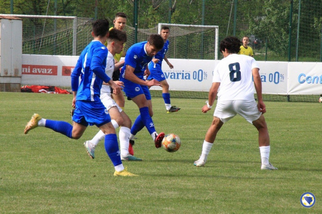 Bh. juniori remizirali sa Slovenijom