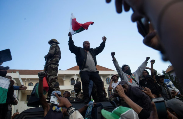 Vojska Madagaskara najavila suspenziju ustava nakon što je parlament glasao za opoziv predsjednika