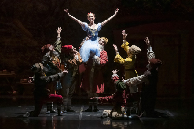 Na sceni NPS baletna bajka „Snjeguljica i sedam patuljaka"