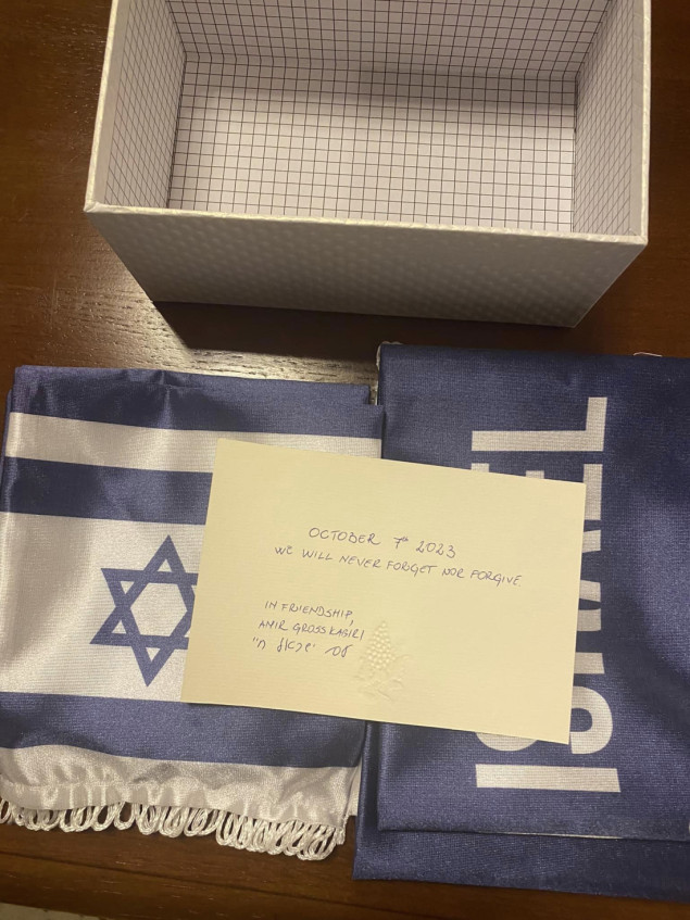 Amir Gross Kabiri poslao paket Benjamini Karić, policija na licu mjesta