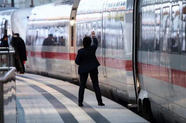 Štrajk njemačkih mašinovođa zaustavio vozove na 24 sata