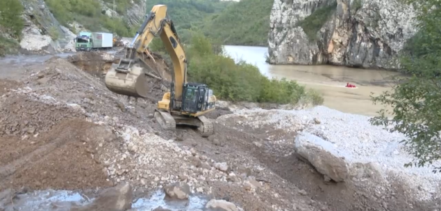 Nastavljena je potraga za nestalim u poplavama