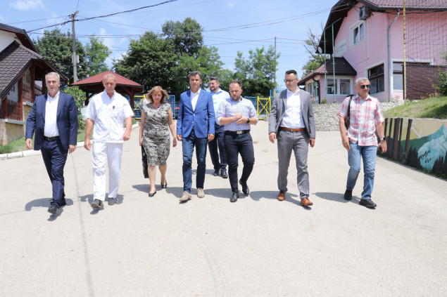 Novalić posjetio Doboj Istok, s načelnikom razgovarao o razvojnim projektima