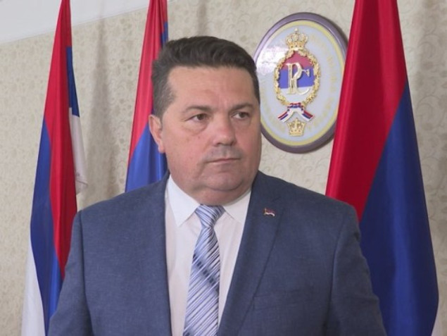 Stevandić: Policija neće izbaciti Schmidta iz RS, već će ga braniti od naroda