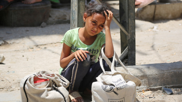 Izraelci ubili najmanje 50 stanovnika Gaze, mnoge dok su čekali pomoć