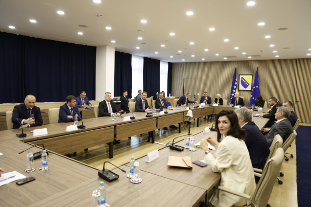 Počeo sastanak HDZ BiH i dvije Trojke