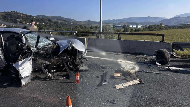 U saobraćajnoj nezgodi kod petlje Butile povrijeđene četiri osobe