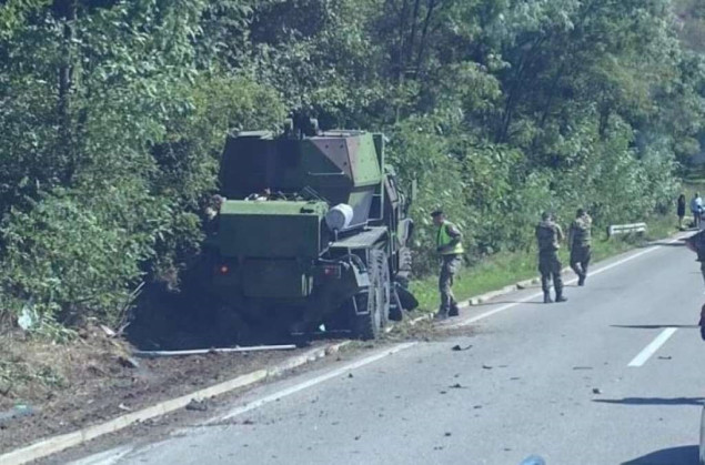 U sudaru automobila i vojnog vozila u Srbiji petero poginulih, među njima troje djece