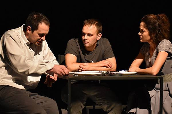 Večeras na sceni BNP-a predstava "Siročad"