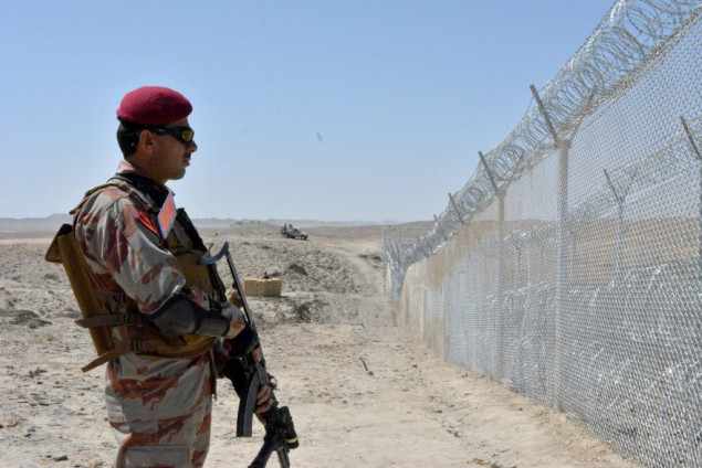 U Pakistanu ubijeno 16 talibanskih aktivista u pokušaju prelaska granice s Afganistanom