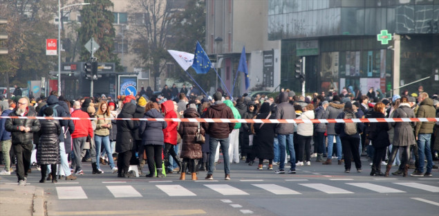 Demonstranti u Novom Sadu traže pravdu i odgovornost zbog 14 poginulih