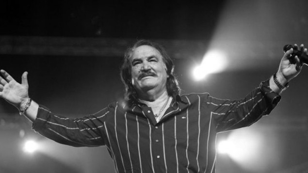 Preminuo Mišo Kovač, jedan od najvećih pjevača hrvatske muzičke scene Preminuo Mišo Kovač, jedan od najvećih pjevača hrvatske muzičke scene